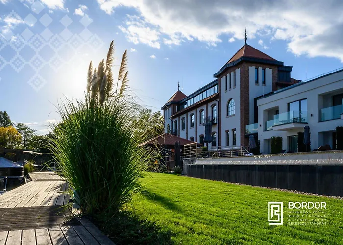 Bordur Wellness Hotel Superior Es Szonyegmuzeum