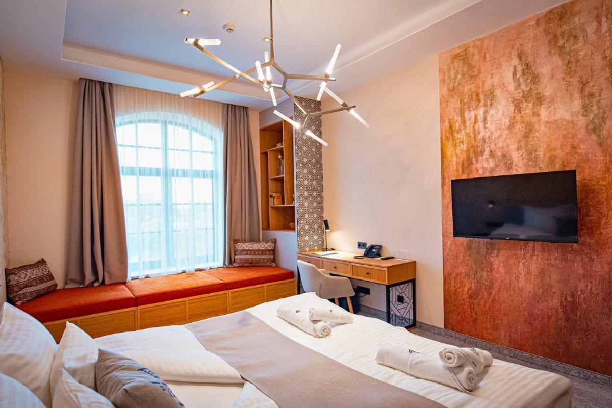 Hotel Bordur Wellness Superior Es Szonyegmuzeum