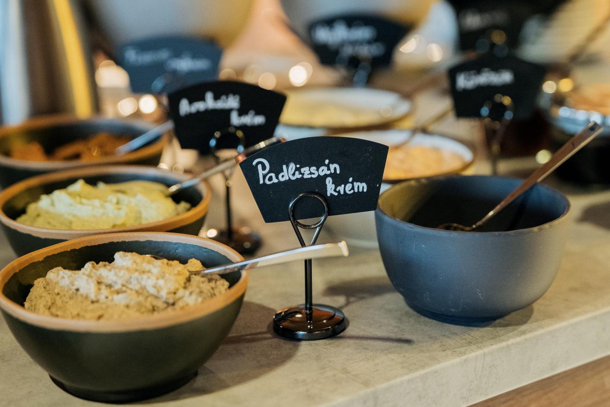 Bordur Wellness Superior Es Szonyegmuzeum Békésszentandrás