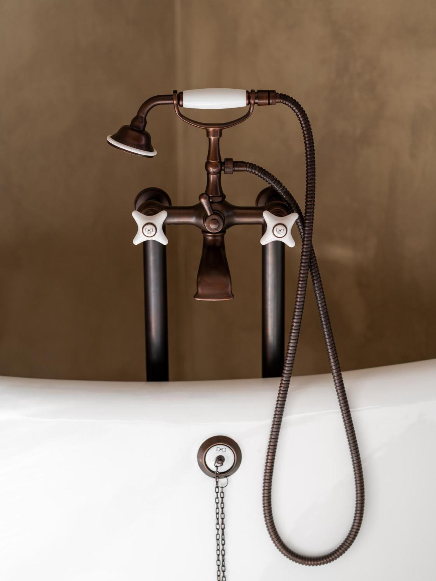 Bordur Wellness Superior Es Szonyegmuzeum