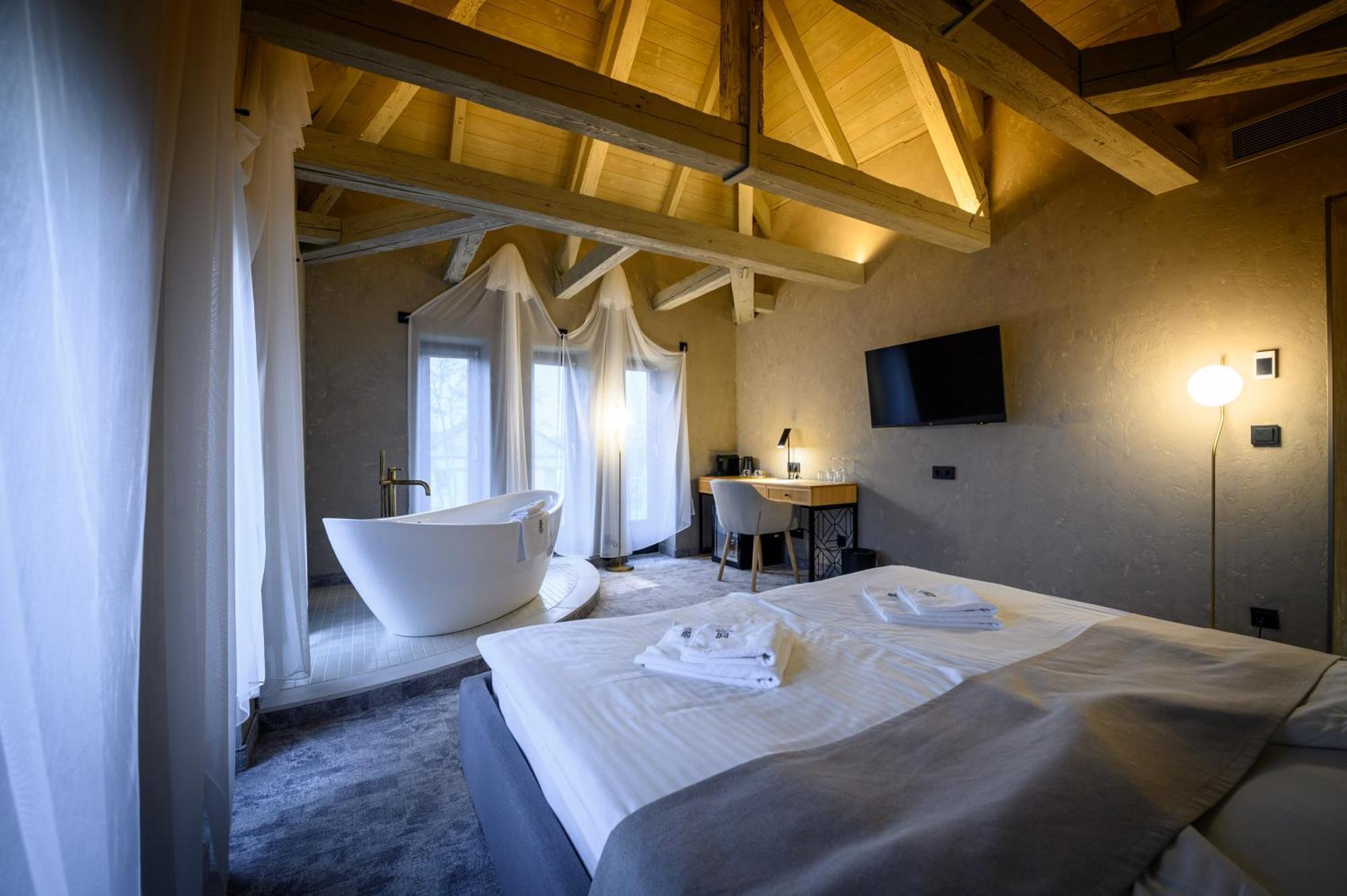 Hotel Bordur Wellness Superior Es Szonyegmuzeum Békésszentandrás