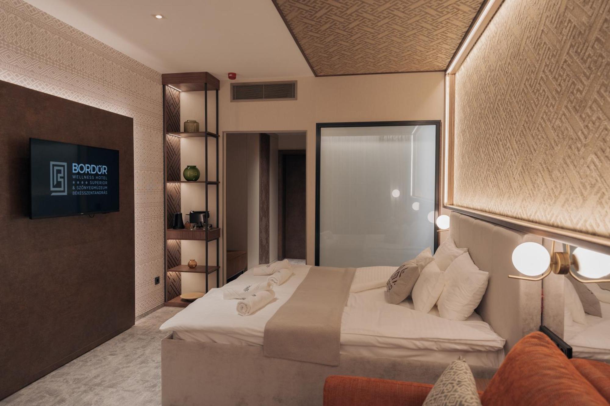 Bordur Wellness Superior Es Szonyegmuzeum Hotel 4*